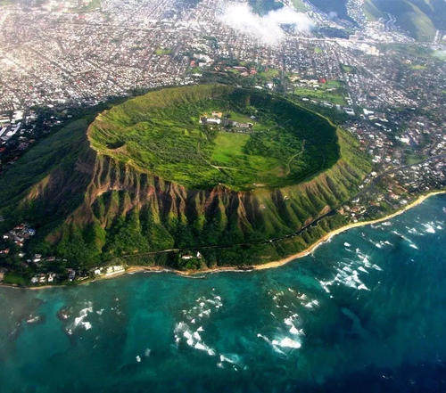 团队旅客误机 夏威夷人口最多的岛  