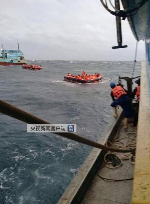 普吉岛游船翻覆已致1死53失踪 已致1人死亡 53人失踪